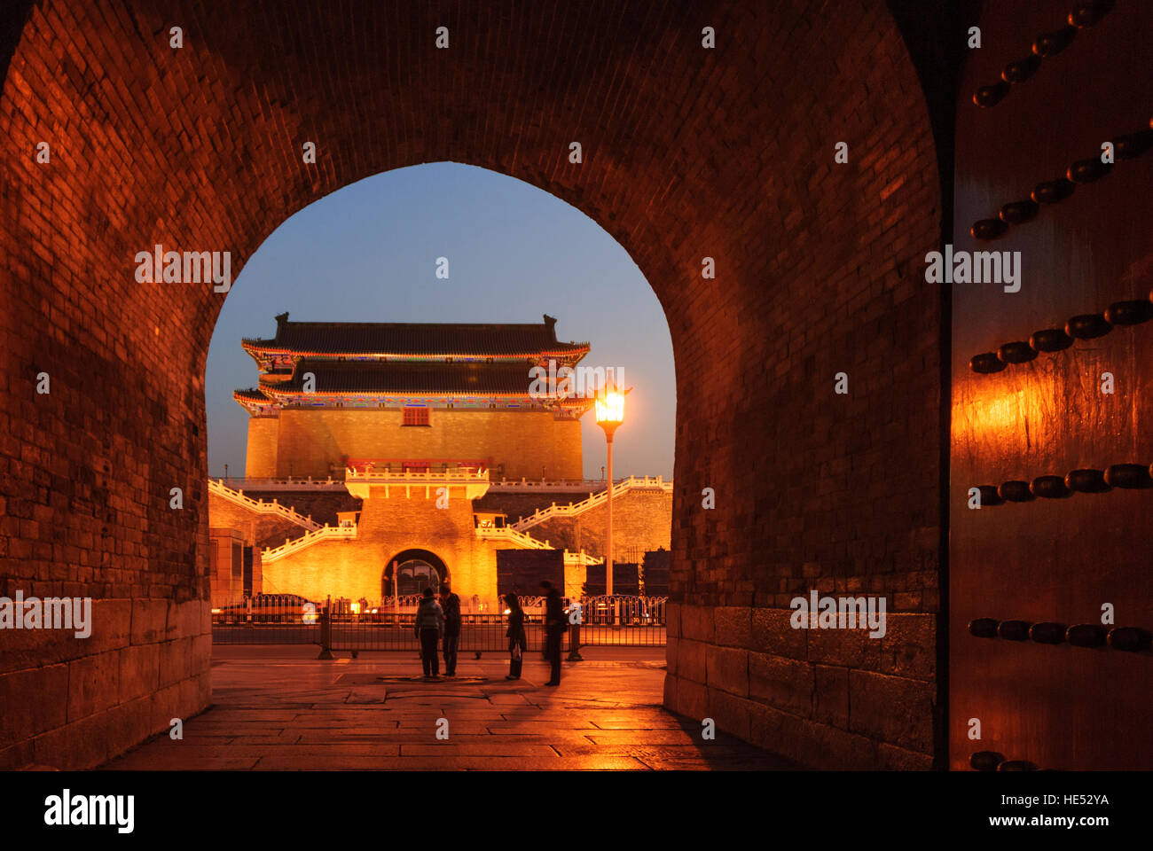 Peking: Tiananmen Square; View through the Qianmen Tower of the City Wall to the Arrow Gate, Beijing, China Stock Photo
