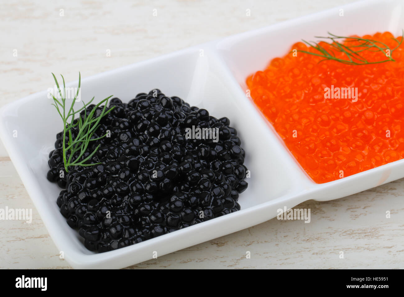 Black and red caviar in the bowl Stock Photo Alamy