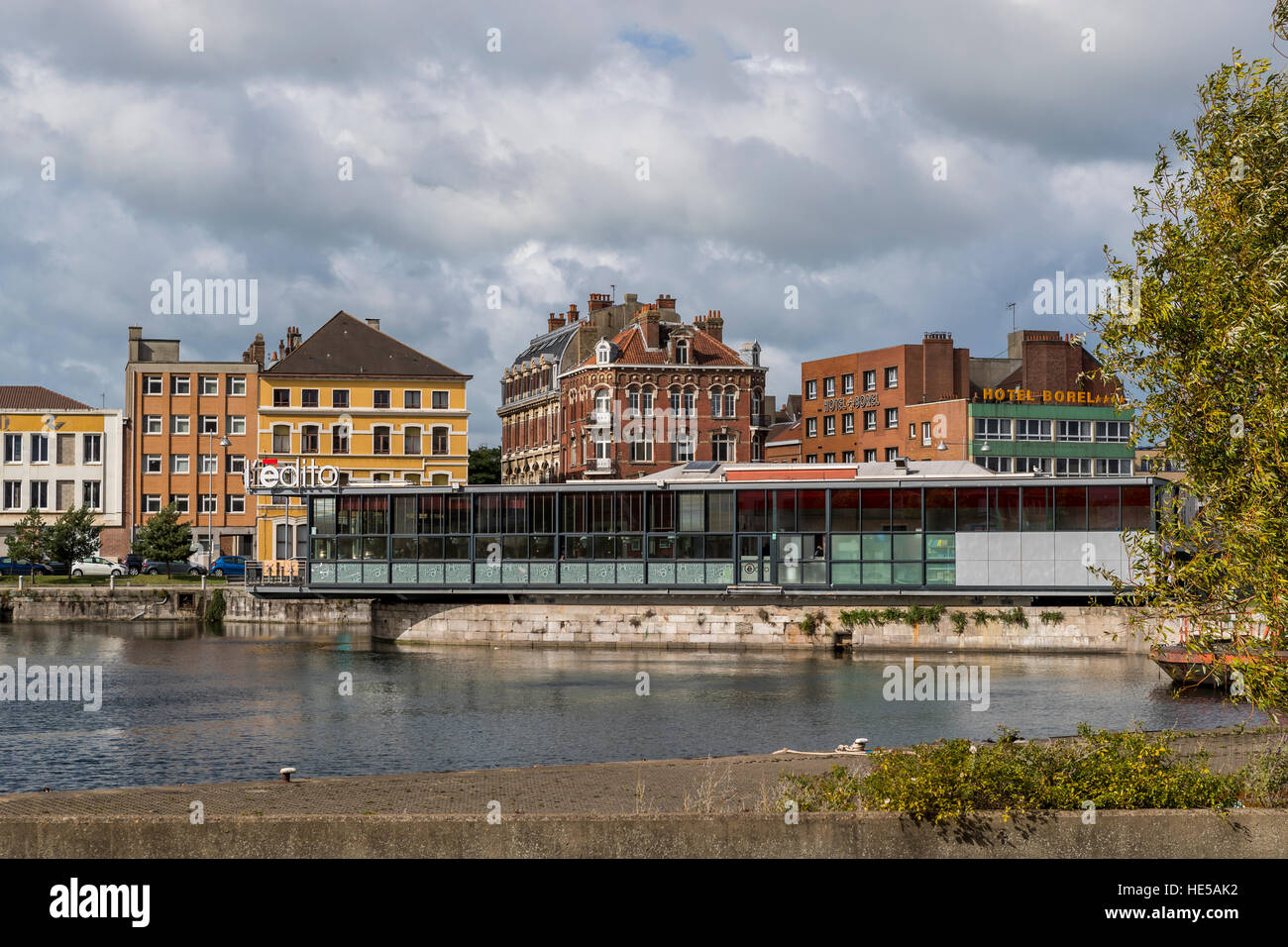 L'Edito restaurant on the harbourside, Dunkirk, France Stock Photo