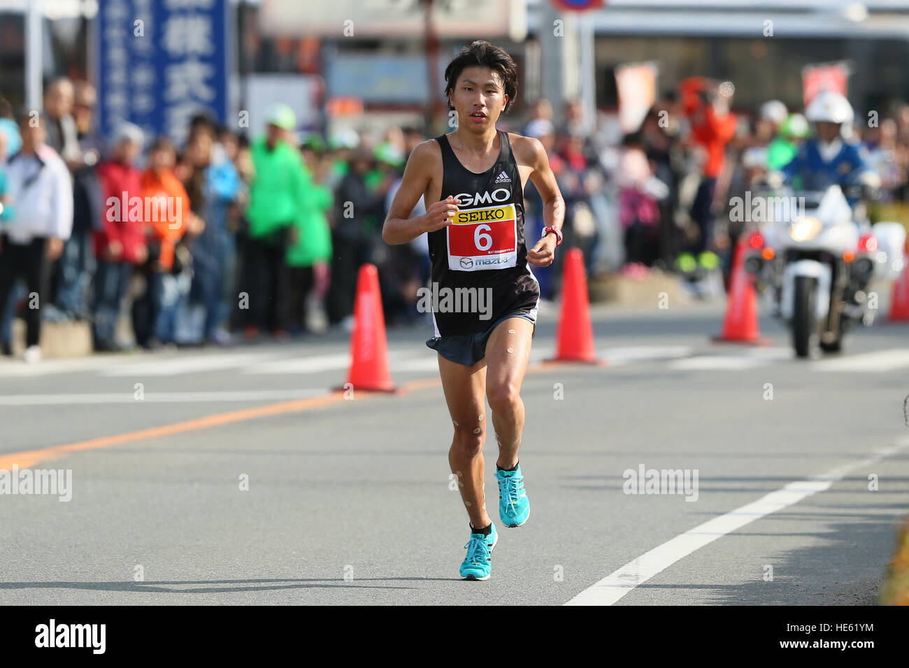 Yamaguchi, Japan. 18th Dec, 2016. Ryo Hashimoto Marathon : Hofu Yomiuri Marathon 2016 in Yamaguchi, Japan . © YUTAKA/AFLO SPORT/Alamy Live News Stock Photo