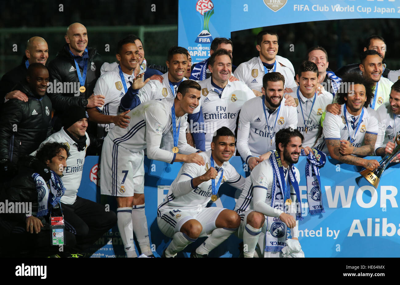 Yokohama, Japan. 18th Dec, 2016. Spain's Real Madrid players celebrate their victoryl of the FIFA Club World Cup in Yokohama, suburban Tokyo on Sunday, December 18, 2016. © Yoshio Tsunoda/AFLO/Alamy Live News Stock Photo