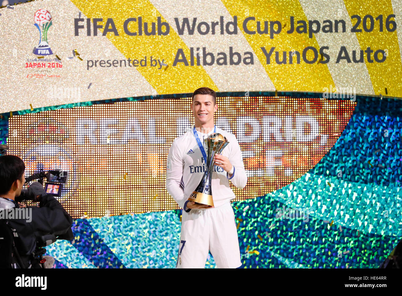 Kanagawa, Japan. 18th Dec, 2016. Cristiano Ronaldo (Real) Football/Soccer : FIFA Club World Cup Japan 2016 Award ceremony at Yokohama International Stadium in Kanagawa, Japan . © Yohei Osada/AFLO SPORT/Alamy Live News Stock Photo