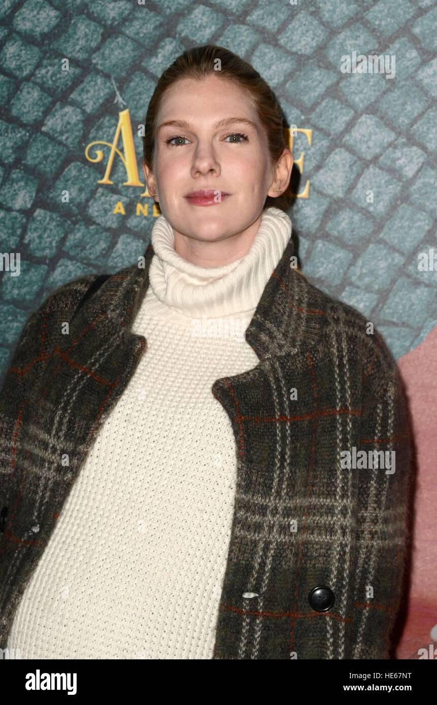 Los Angeles, CA, USA. 16th Dec, 2016. Lily Rabe at arrivals for AMELIE, A NEW MUSICAL Opening Night, Ahmanson Theatre at the Music Center, Los Angeles, CA December 16, 2016. © Priscilla Grant/Everett Collection/Alamy Live News Stock Photo