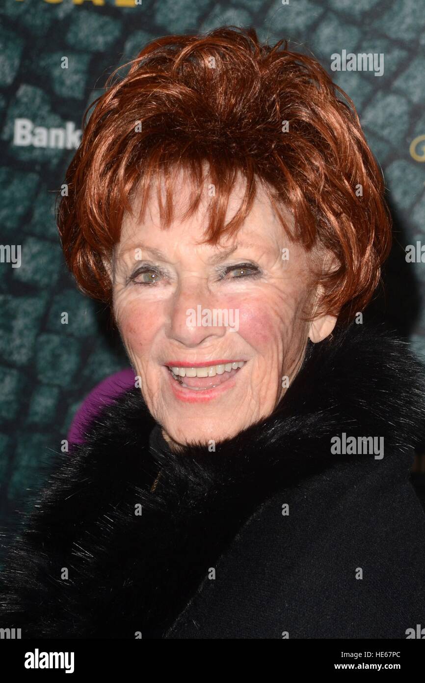 Los Angeles, CA, USA. 16th Dec, 2016. Marion Ross at arrivals for AMELIE, A NEW MUSICAL Opening Night, Ahmanson Theatre at the Music Center, Los Angeles, CA December 16, 2016. © Priscilla Grant/Everett Collection/Alamy Live News Stock Photo