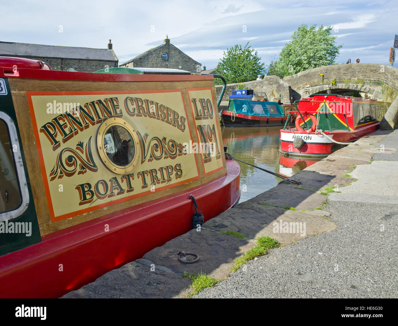 Canal Boat Skipton on the Leeds Liverpool Canal Uk. North Yorkshire Dales Stock Photo