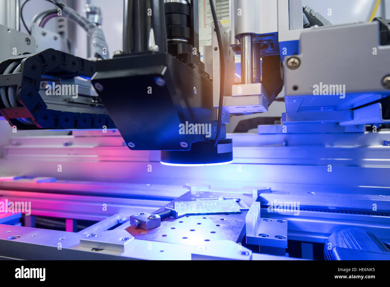 Machine Vision Phones Robotic machine vision system in phone factory Stock Photo - Alamy