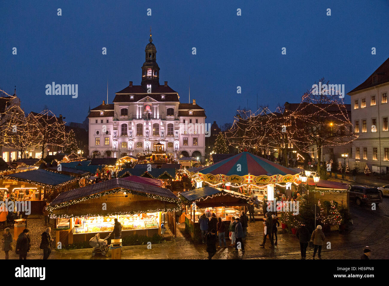 Luneburg weihnachtsmarkt hi-res stock photography and images - Alamy