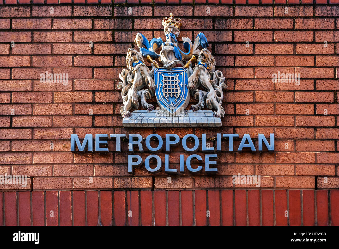Metropolitan Police Crest on Police Station Facade, London Stock Photo