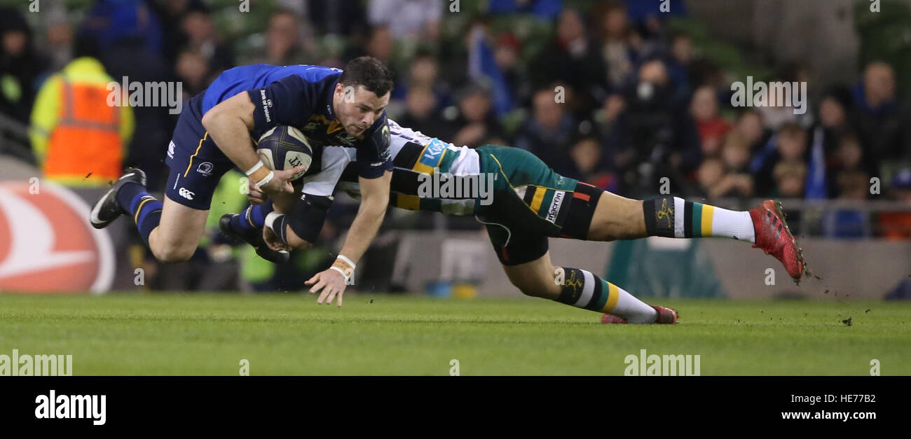 Leinster's Robbie Henshaw and Northampton Saints George Pisi (right ...