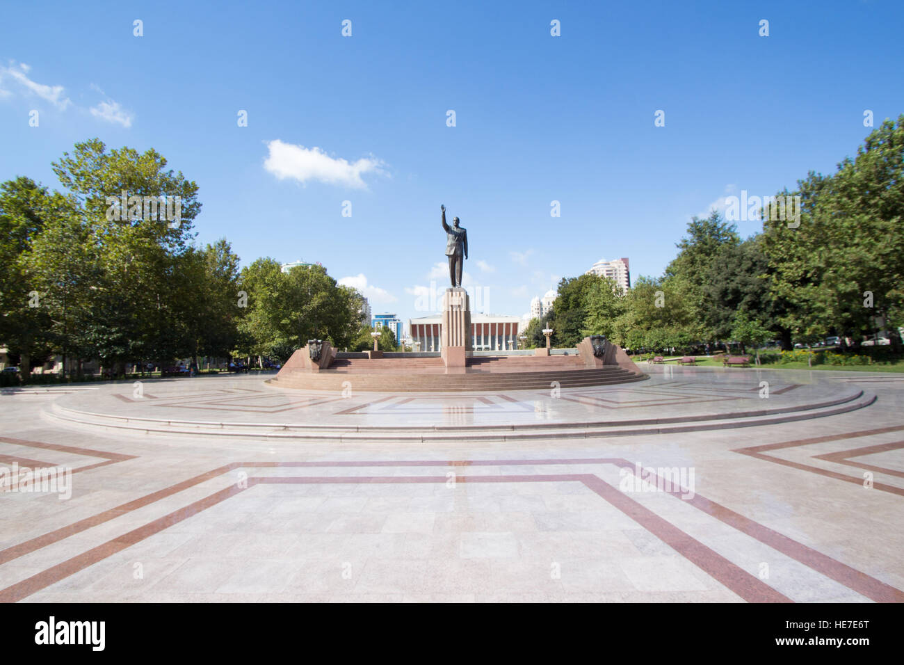 Statue of Heydar Aliyev Stock Photo - Alamy