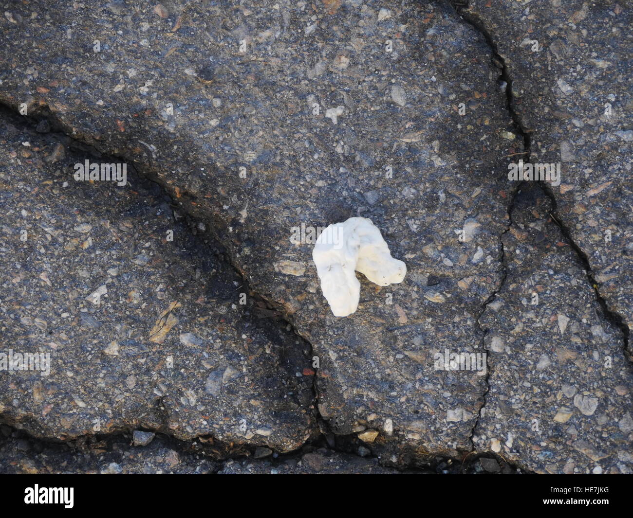 Chewing gum pavement litter hi-res stock photography and images - Alamy