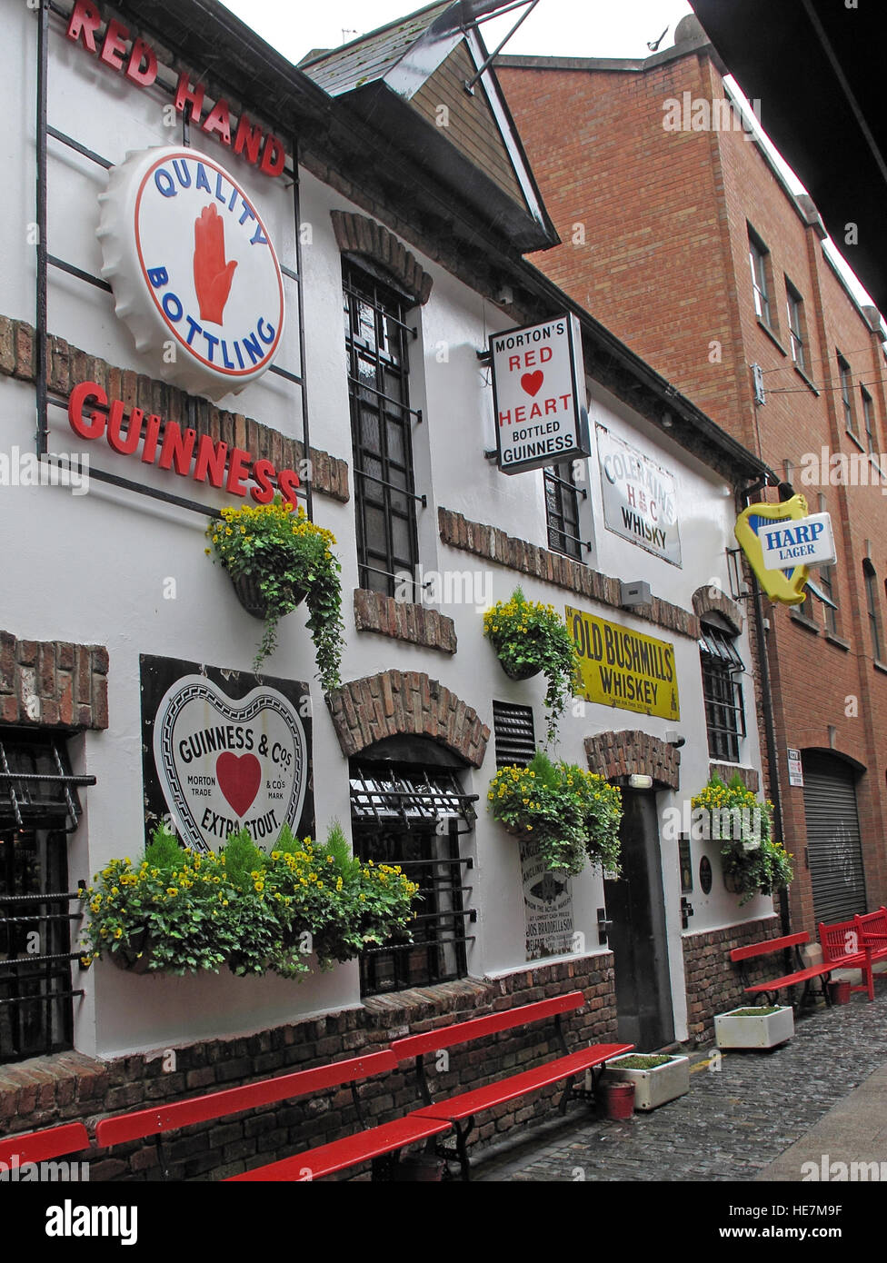 Duke Of York Pub,Belfast exterior Stock Photo