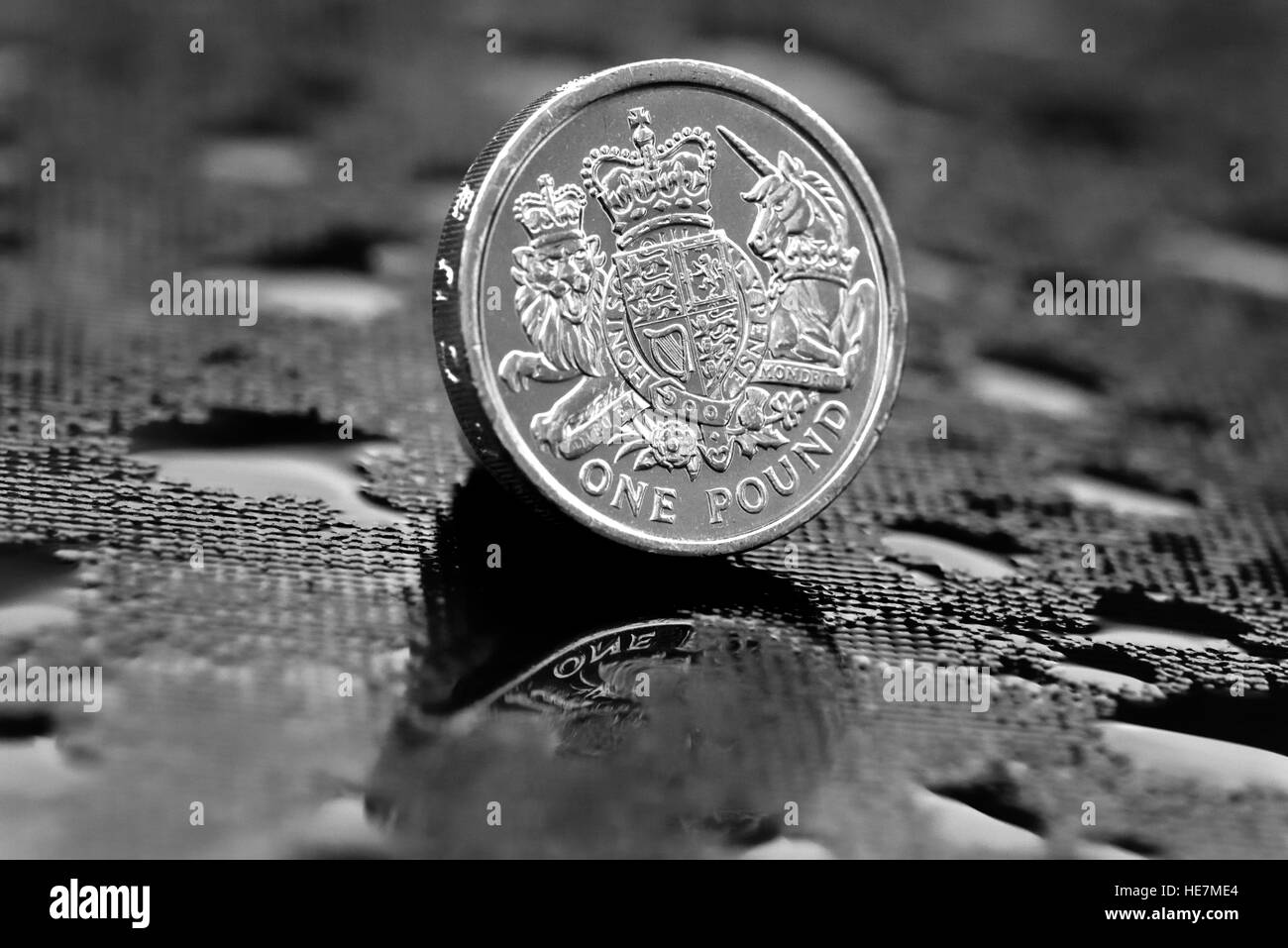 one-pound-coin-close-up-macro-stock-photo-alamy