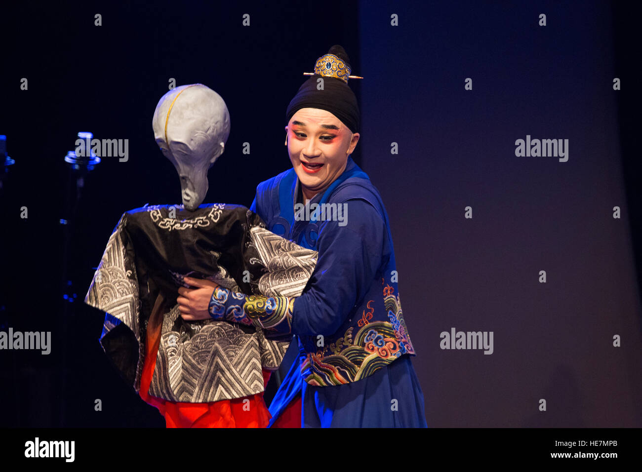 Actor Zhang Jun performing Hamlet in chinese to commemorate the 400th anniversary of the death of Shakespeare and Tang Xianzu Stock Photo