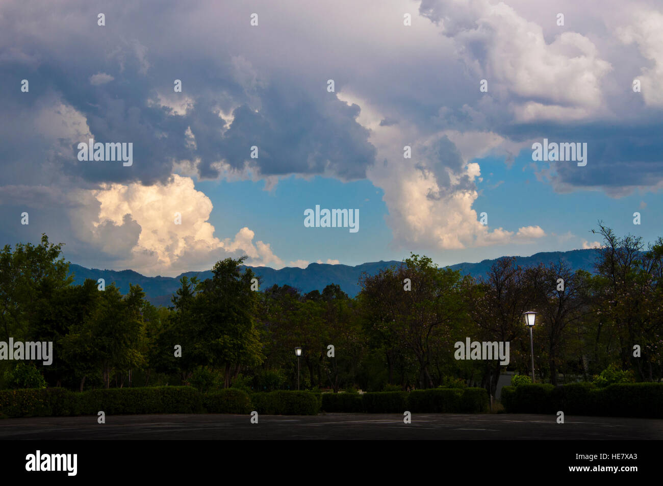 Sunset color sky night stormy hi-res stock photography and images - Alamy