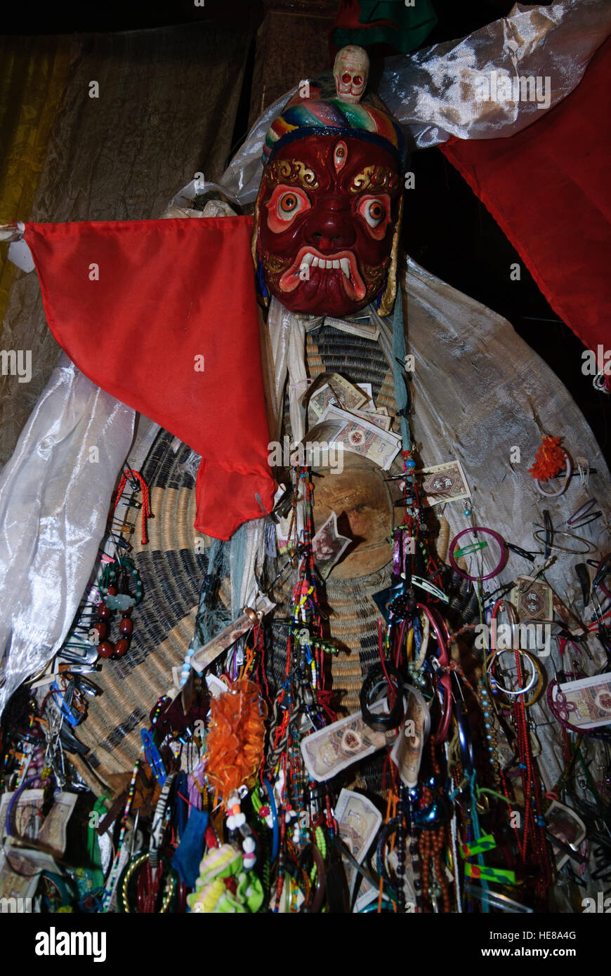 Gyantse: Pelkor Chöde - Monastery; Monastery building; Cham dance mask, Tibet, China Stock Photo