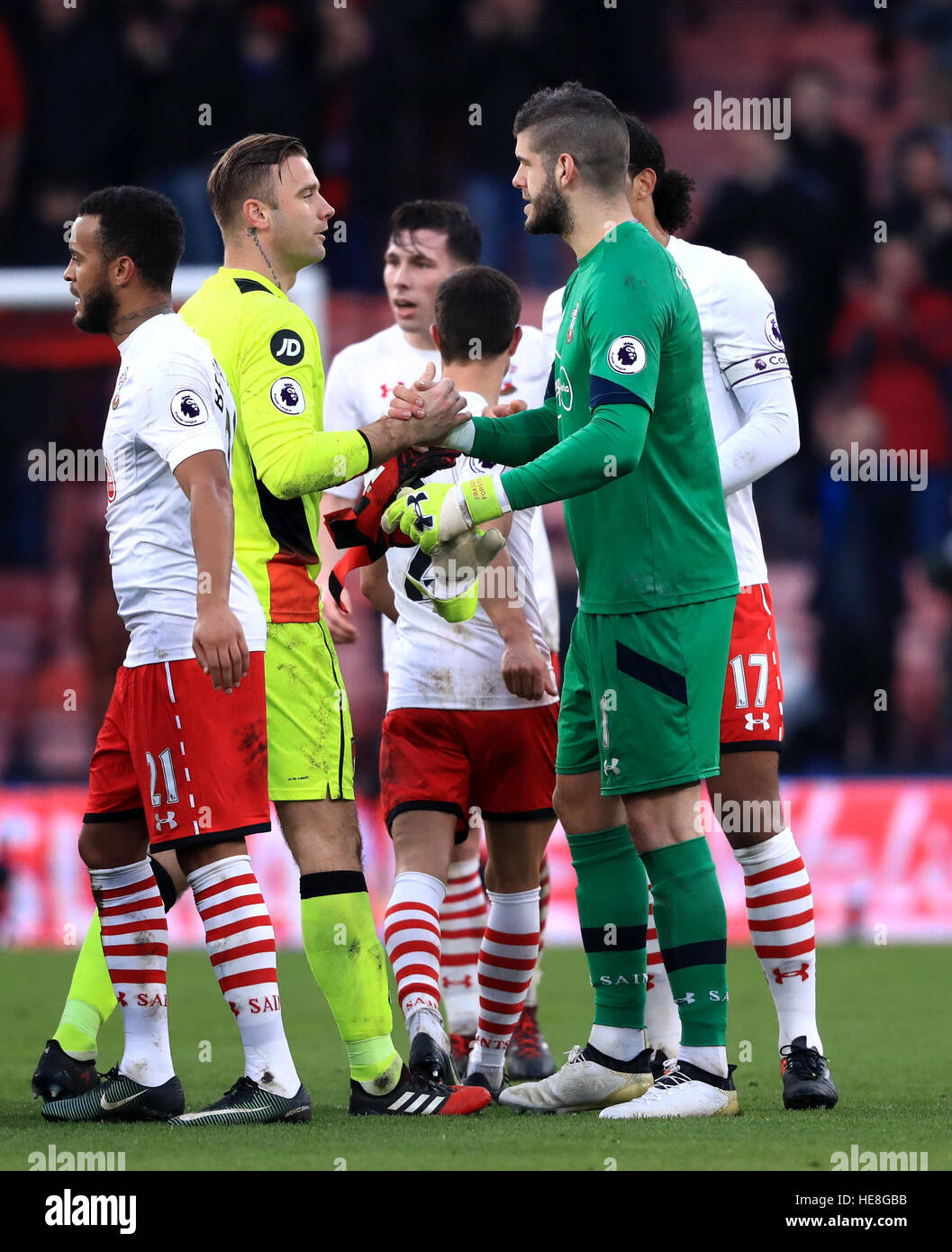 Southampton Goalkeeper Fraser Forster Right And Afc Bournemouth Goalkeeper Artur Boruc Shake Hands After The Premier League Match At The Vitality Stadium Bournemouth Stock Photo Alamy