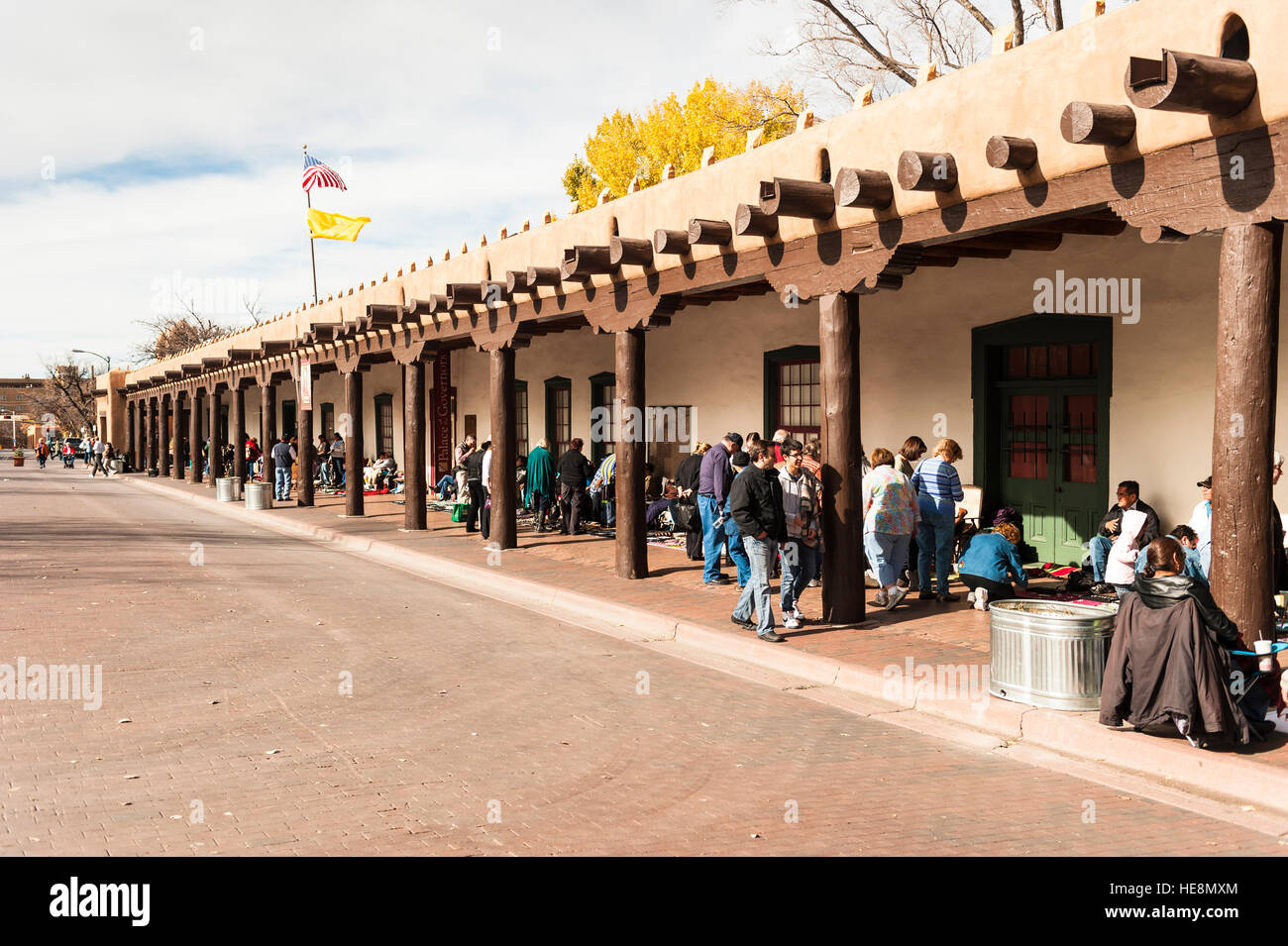 Street vendors and tourists in the Palace of the Governors on the Plaza of Santa Fe, New Mexico. Stock Photo