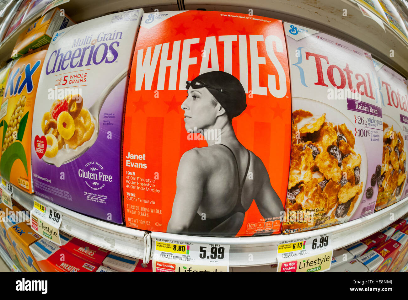 Boxes of General Mills breakfast cereals including Wheaties on a supermarket shelf in New York on Friday, December 16, 2016. General Mills is to report its second-quarter results on December 20. (© Richard B. Levine) Stock Photo