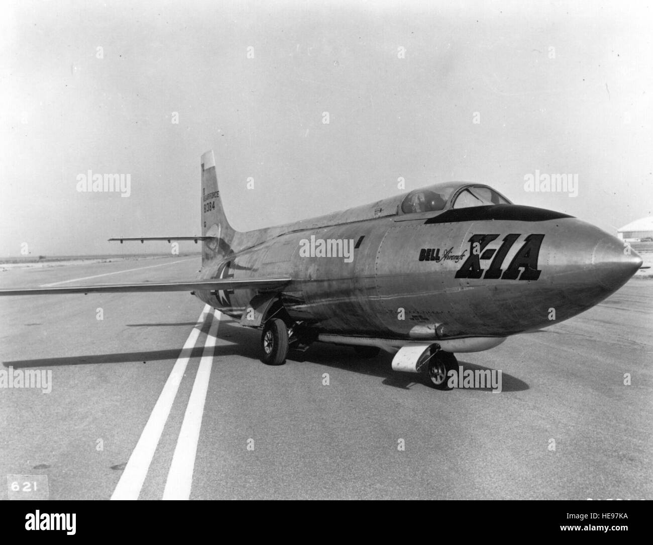 On October 14, 1947, the Bell X-1 became the first airplane tofly faster than the speed of sound. Piloted by U.S. Air Force Capt. Charles E. 'Chuck' Yeager, the X-1 reached a speed of 1,127 kilometers (700 miles) per hour, Mach 1.06, at an altitude of 13,000 meters (43,000 feet). Yeager named the airplane 'Glamorous Glennis' in tribute to his wife. Stock Photo