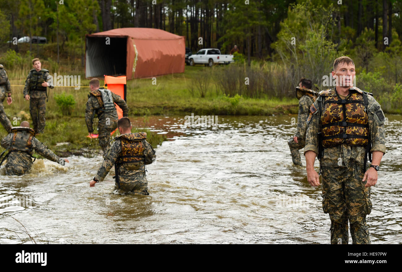 DVIDS - Images - Green Berets and Rangers compete to be Menton Week's 2022  Best Sniper [Image 11 of 15]