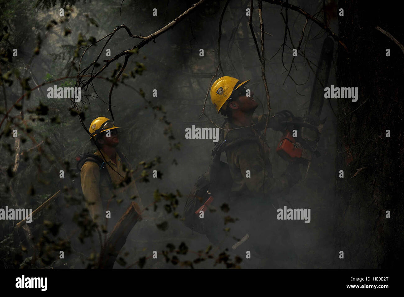 Brad Mabery, right, part of the Hot Shot firefighter crew from