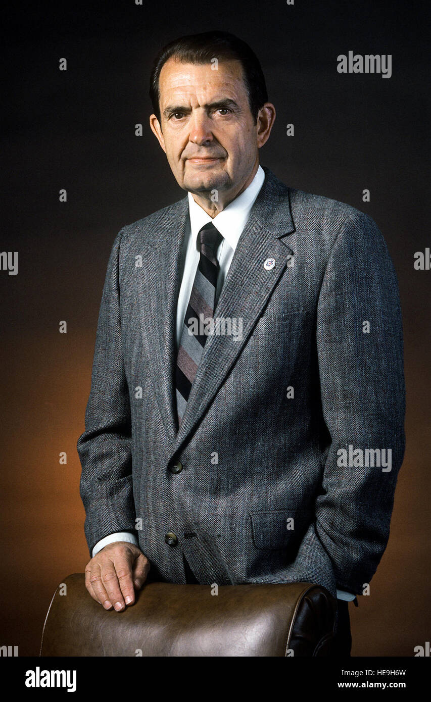 GEN David Jones, USAF (Ret Stock Photo Alamy