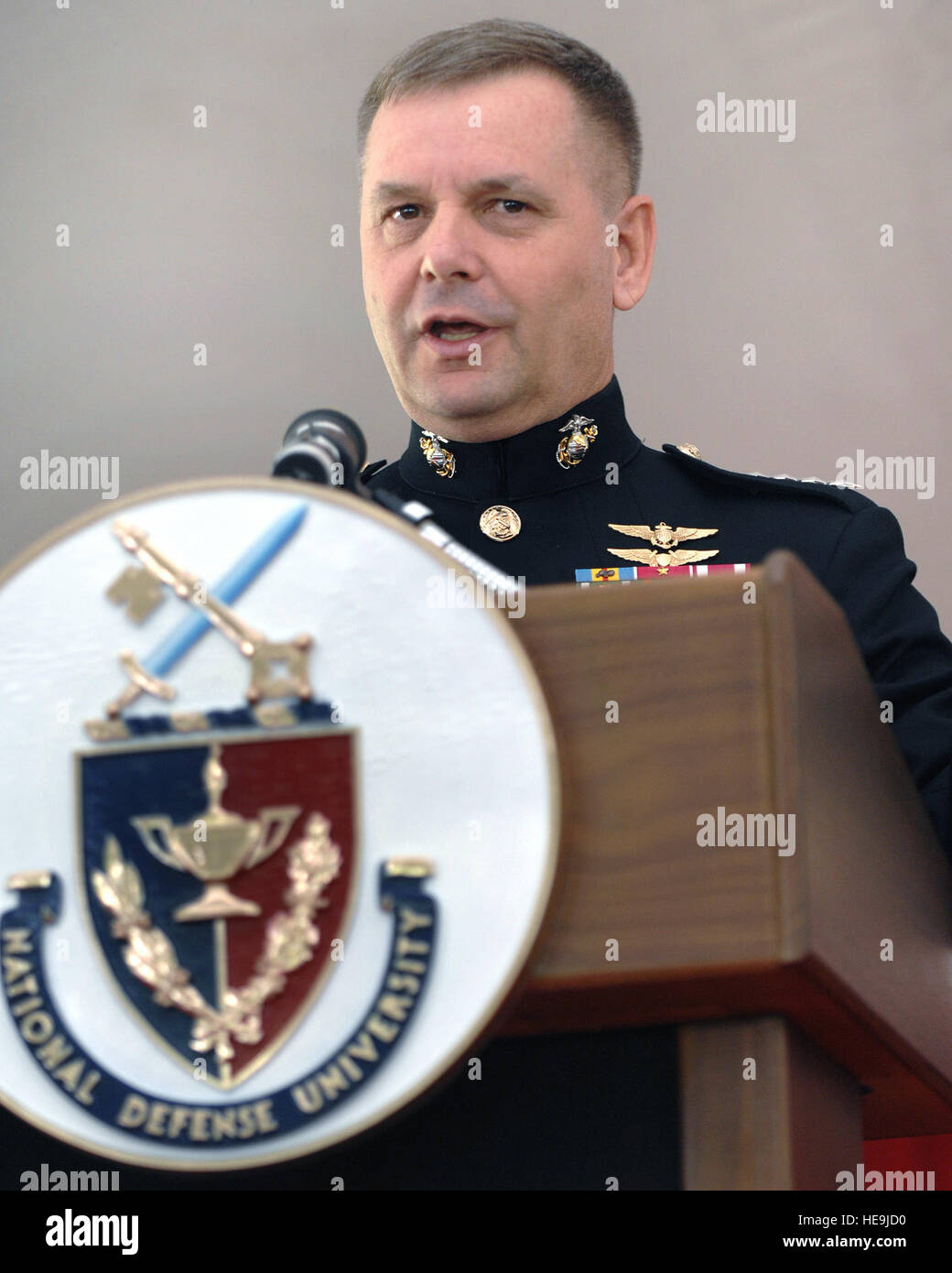 Marine Corps Gen. James E. Cartwright, vice chairman of the Joint Chiefs of Staff, at the National Defense University graduation at Fort Lesley J. McNair in Washington, D.C., June 12, 2008 .  Air Force Master Sgt. Adam M. Stump. (Released) Stock Photo