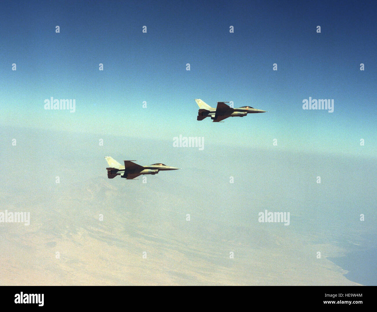 An Aerial View Of Two Us Navy Usn F 16n Fighting Falcons Assigned Stock Photo Alamy An Aerial View Of Two Us Navy Usn F 16n Fighting Falcons Assigned Stock Photo Alamy