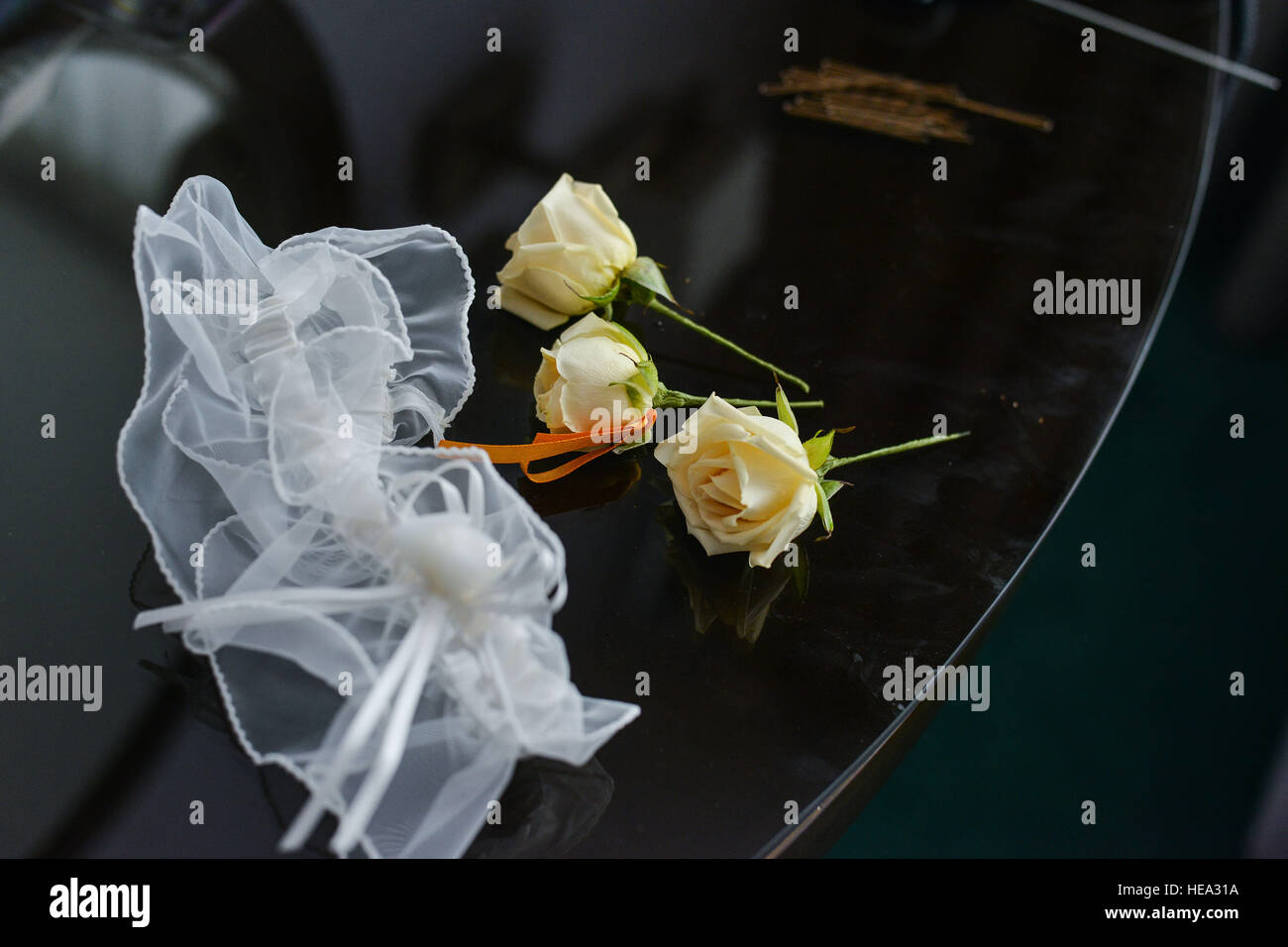 bridal bouquet with red flowers Stock Photo - Alamy