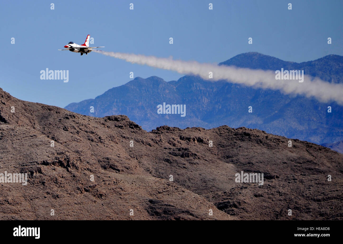 A U S Air Force Thunderbird Makes A Solo Pass In A Display Of The F 16 Fighting Falcon Aircraft 
