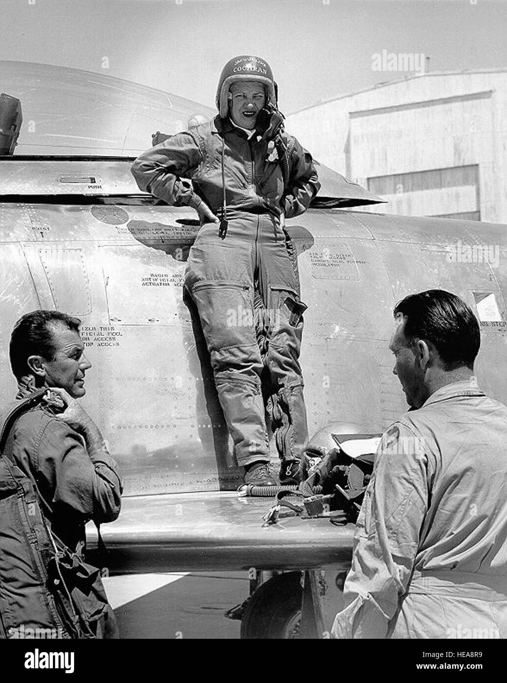 PILOT CHUCK YEAGER WITH BELL X-1 PLANE 8X10 PHOTO USAF 