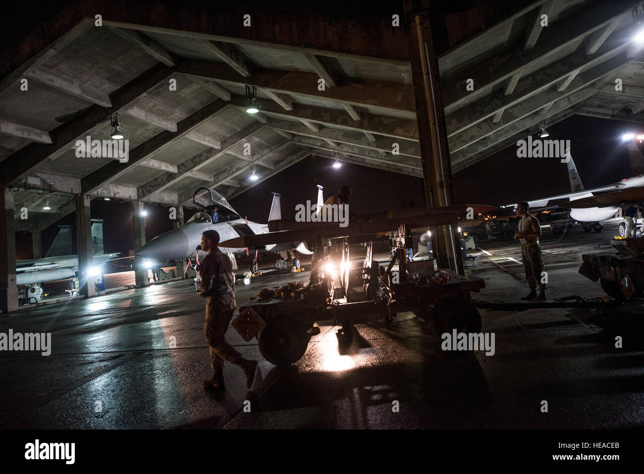Airmen from the 44th Aircraft Maintenance Unit at Kadena Air Base ...