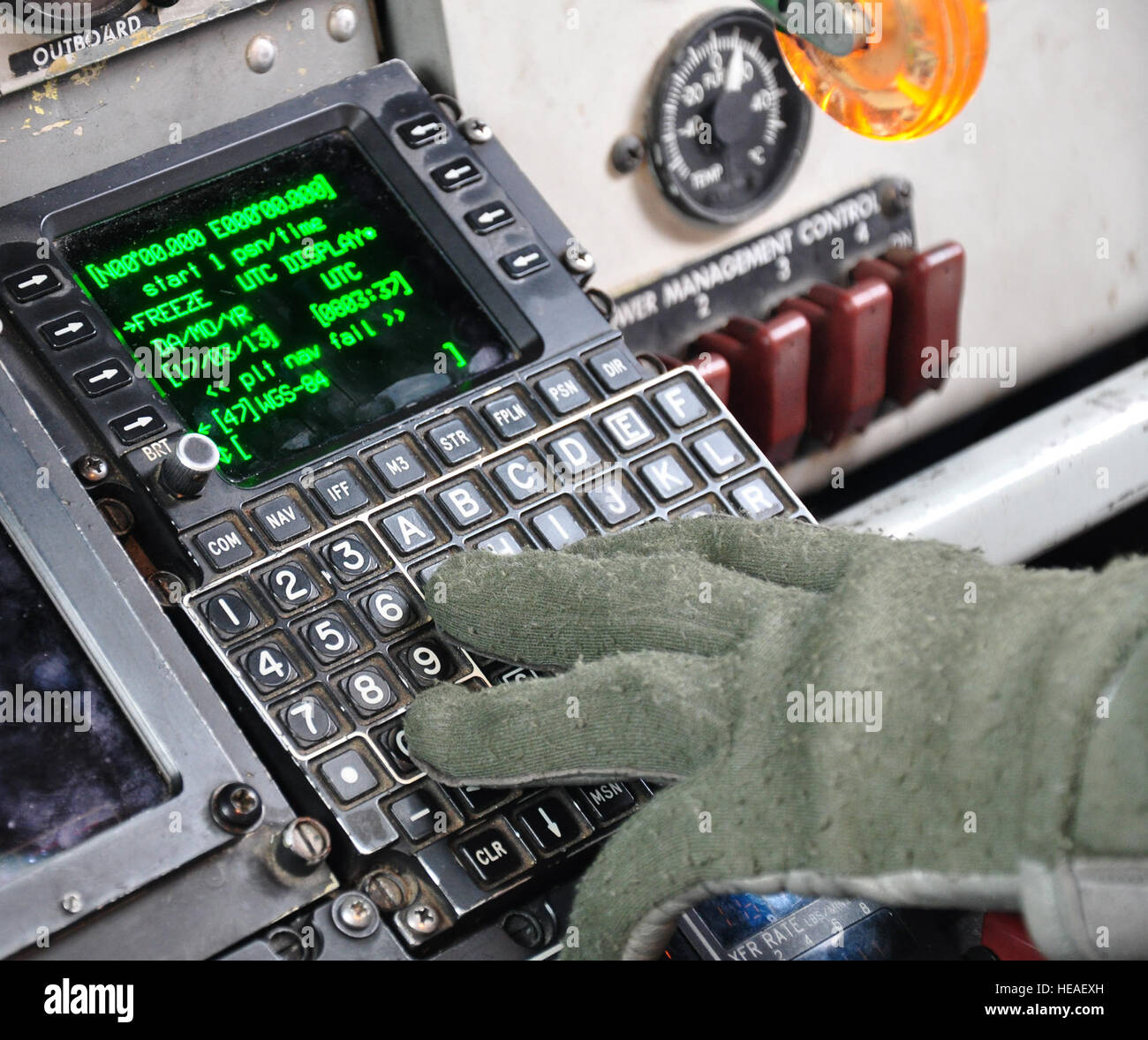 Flight management system hi-res stock photography and images - Alamy