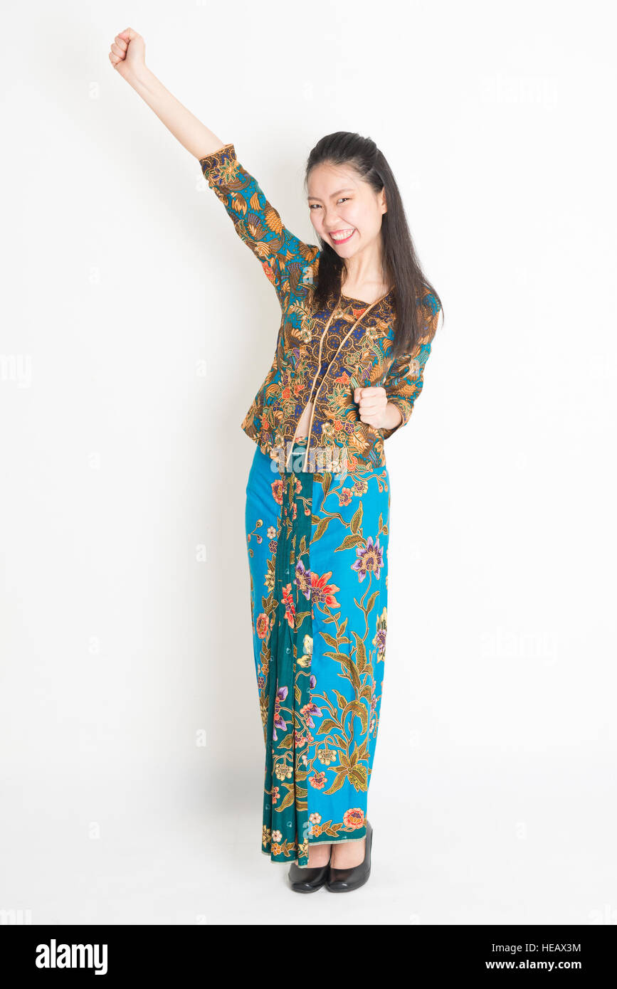Malay traditional dress hi res stock photography and images Page 4 Alamy