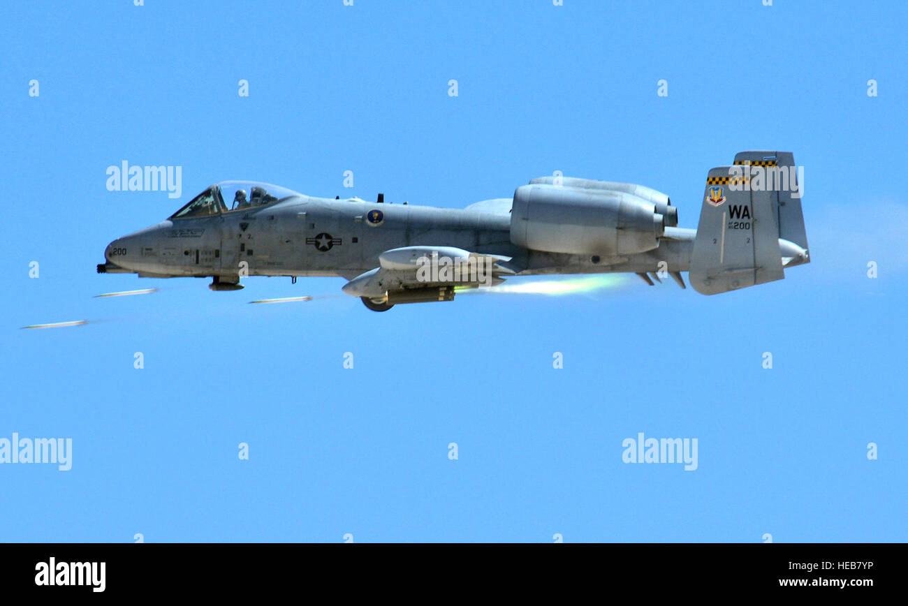 A-10 Thunderbolt II, Nellis Air Force Base Nev., launches AGM-65 Maverick missiles at a simulated hostile target, during the fire Stock Photo