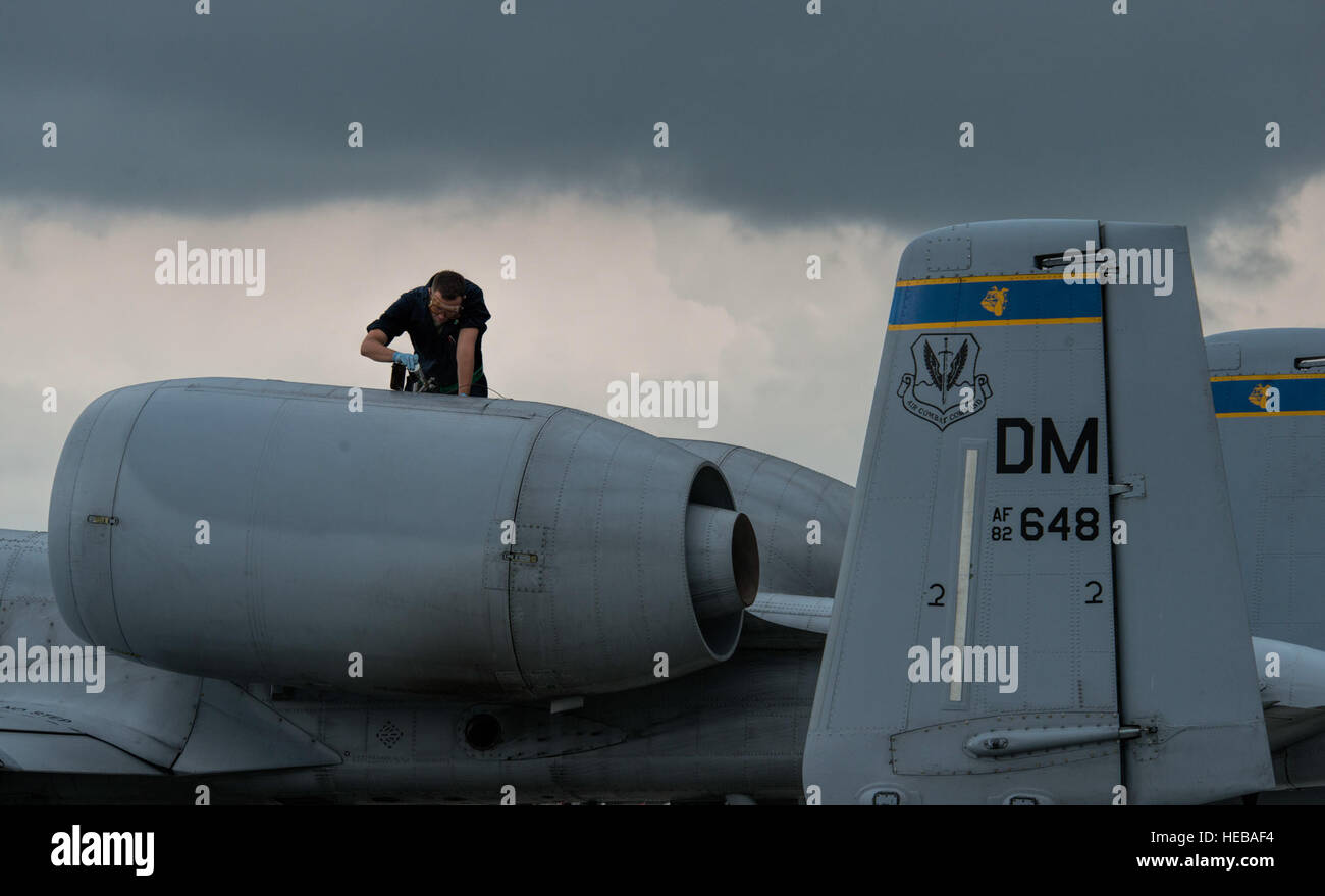 354th expeditionary fighter squadron hi-res stock photography and ...