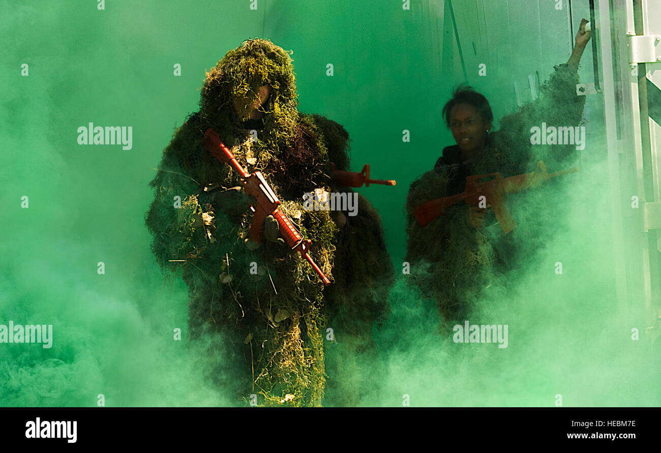 Tactical transporter hi-res stock photography and images - Alamy