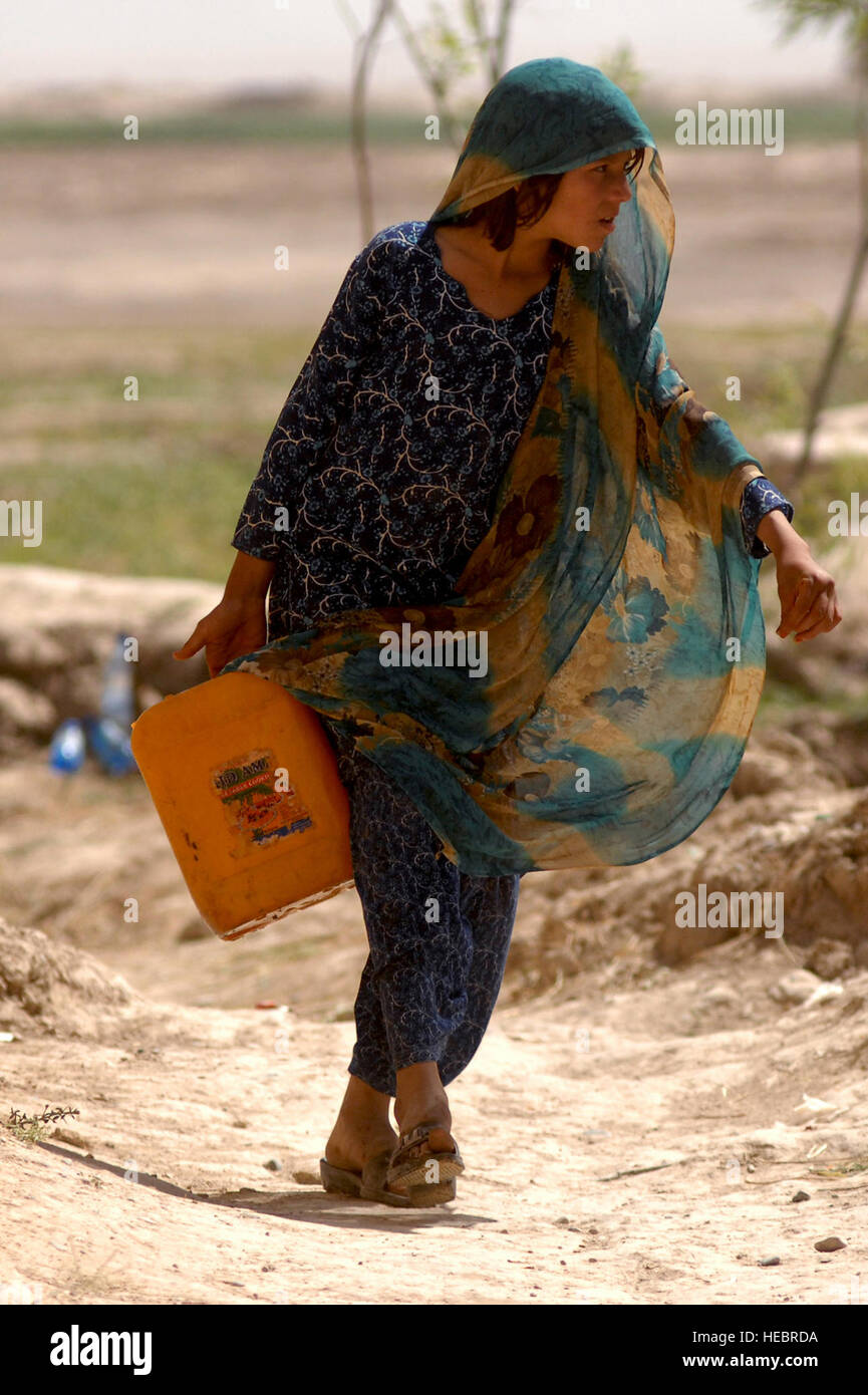 Afghanistani girls butt picture 10