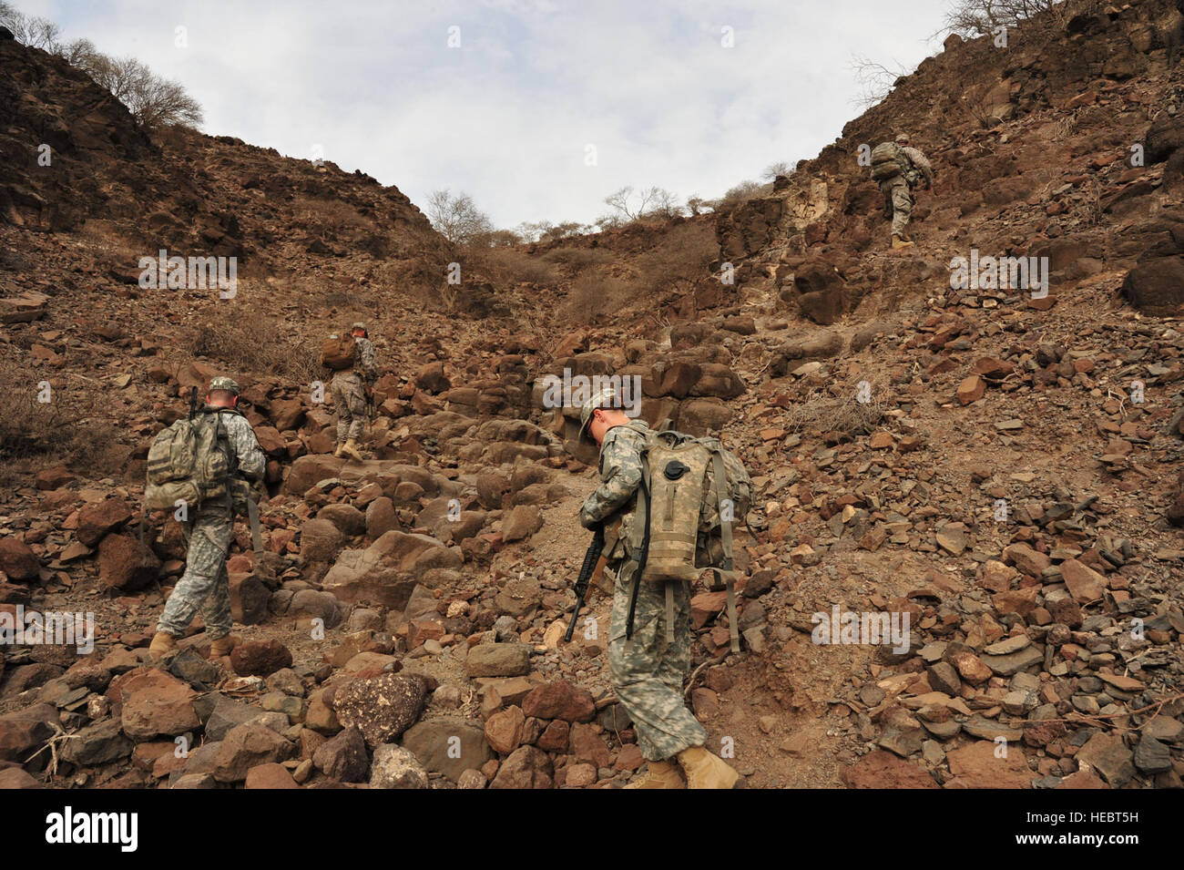 U.S. Army soldiers from 3rd Squadron, 124th Cavalry Division, Task ...