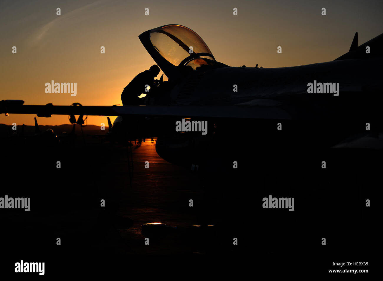 aircraft fuels systems