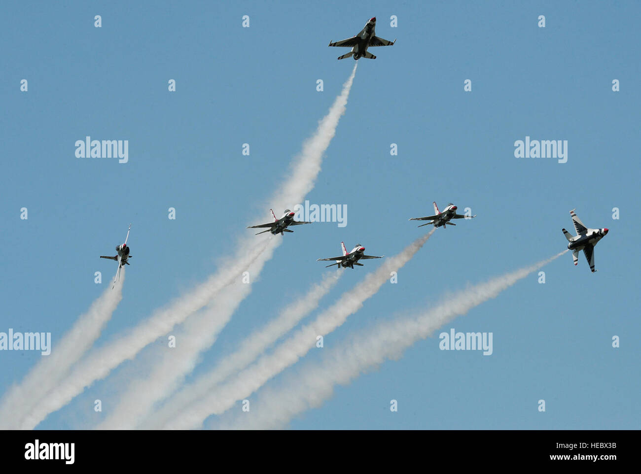 The U.S. Air Force Thunderbirds perform the Delta Burst during practice performance at the Battle Creek Field of Flight Air Show and Balloon Festival in Battle Creek, Mich., July 4, 2014. (U.S. Air Force photo/Master Sgt. Stan Parker) Stock Photo