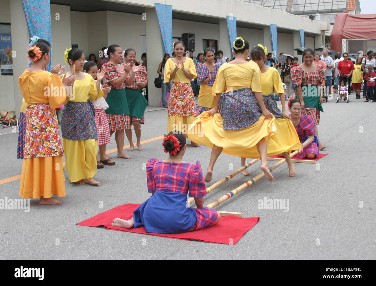 Tinikling hires stock photography and images Alamy