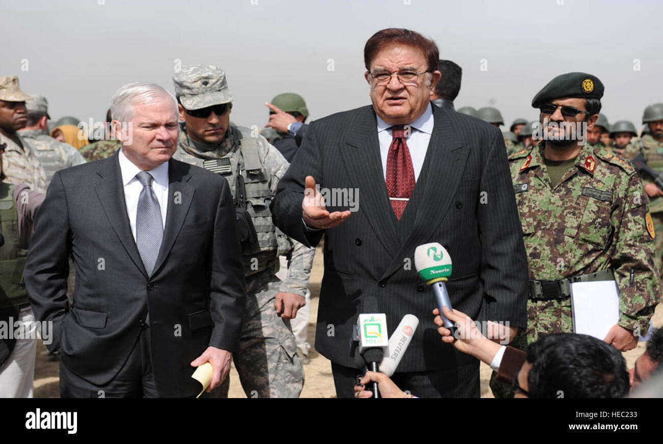 Kabul,afghanistan -- U.s. Secretary Of Defense Robert Gates And Gen 