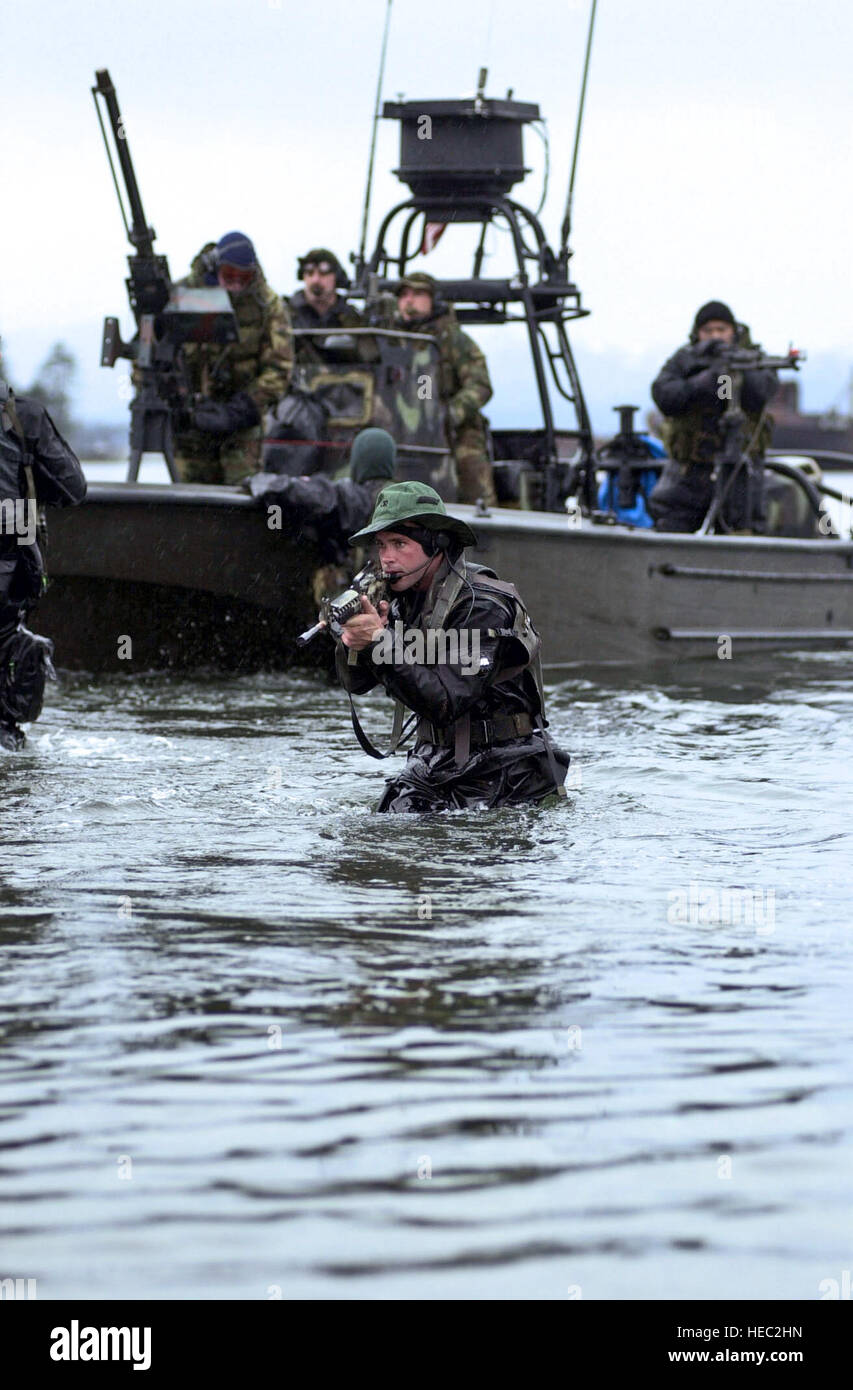 Navy seals pst guide hires stock photography and images Alamy