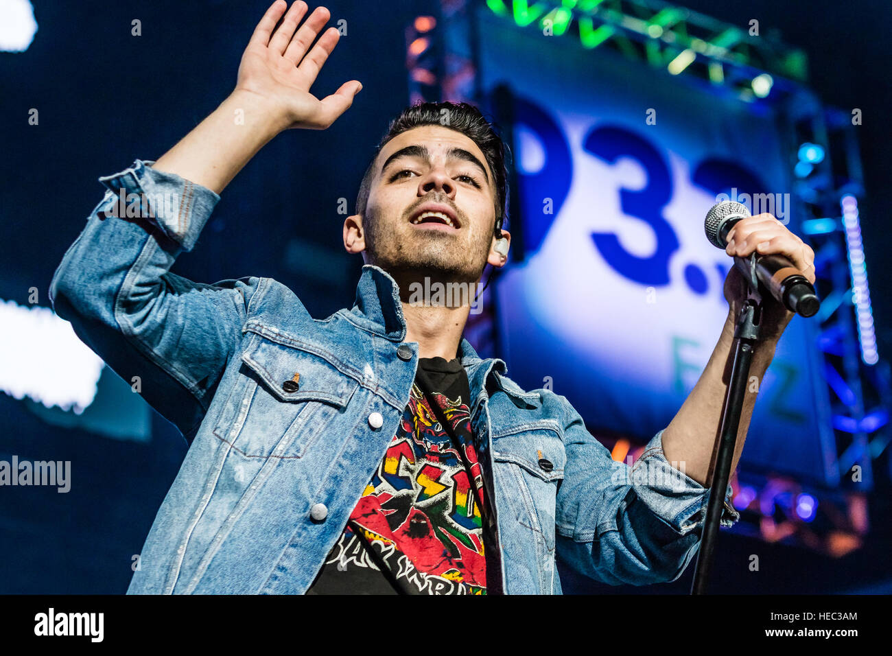 Swaay hi-res stock photography and images - Alamy