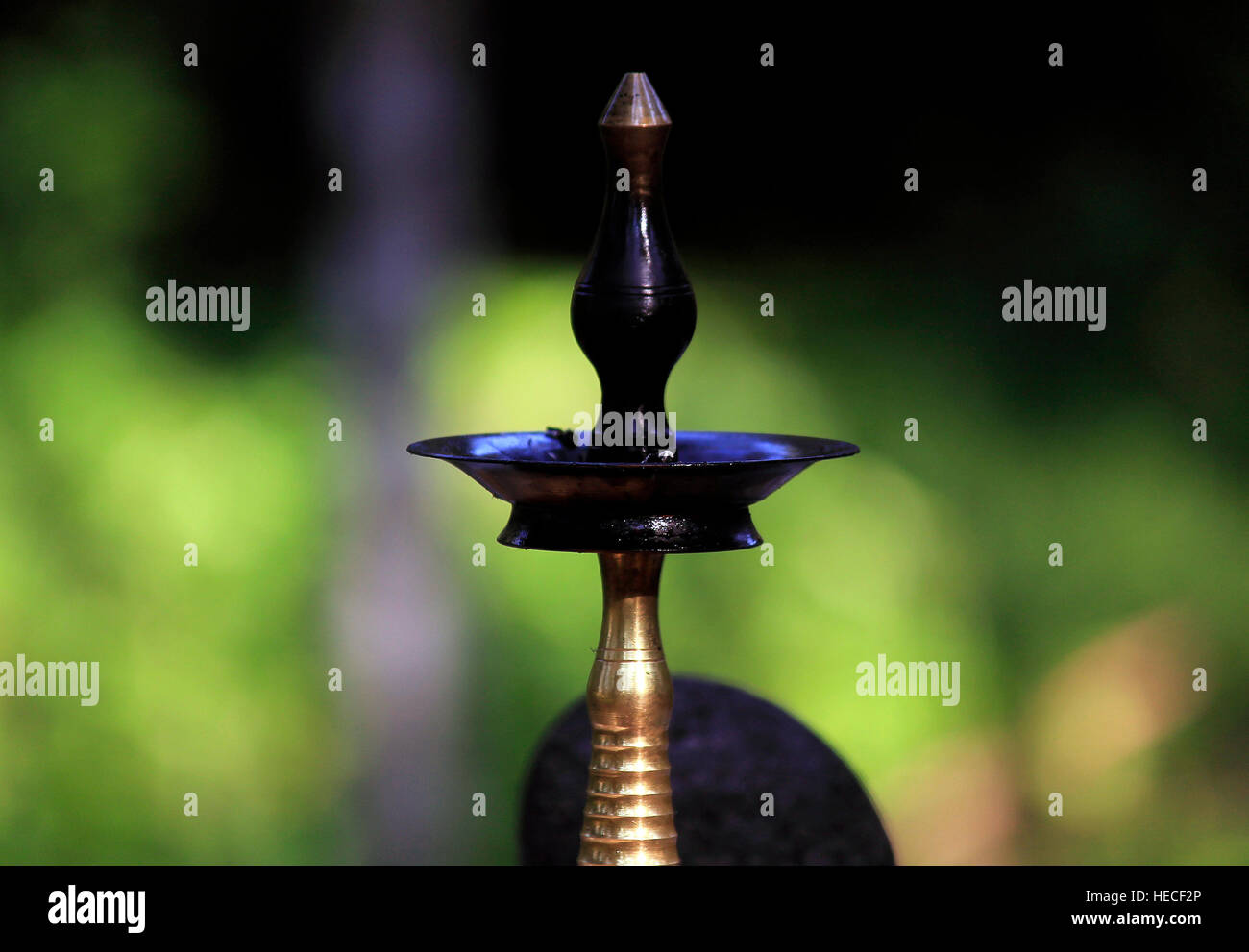 Coconut oil lamp hires stock photography and images Alamy