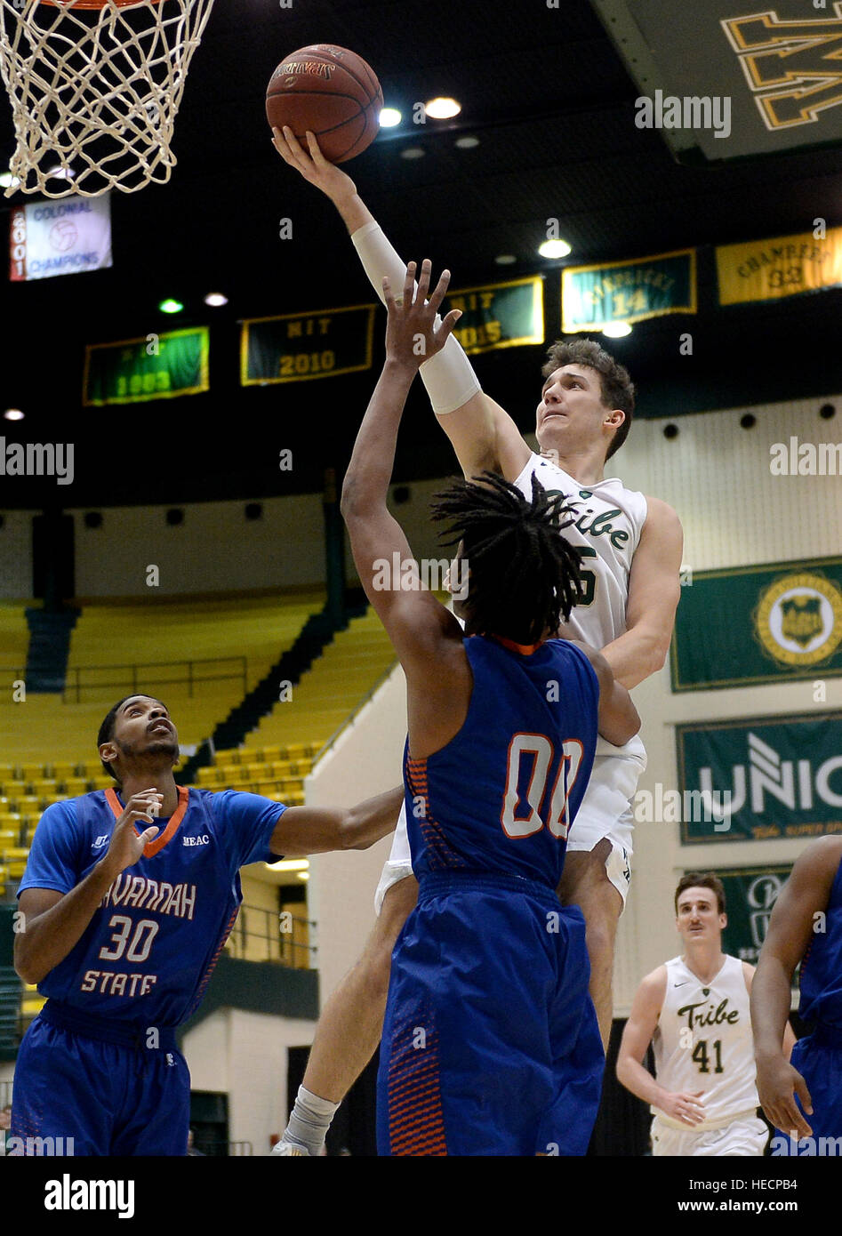 Robert kelly basketball hi-res stock photography and images - Alamy
