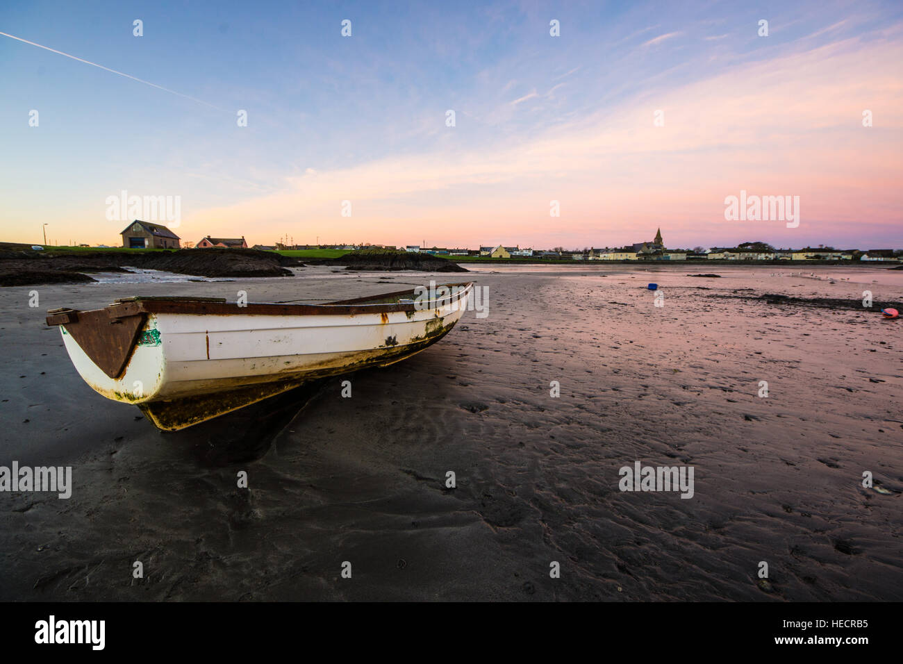 Ballywalter, Co Down, N Ireland, UK. 20th December 2016. UK Weather: A beautiful morning in Ballywalter on the eastern coast of Northern Ireland, the forecast is set to change for the afternoon as a spell of wet weather moves in from the west. Credit: gary telford/Alamy Live News Stock Photo