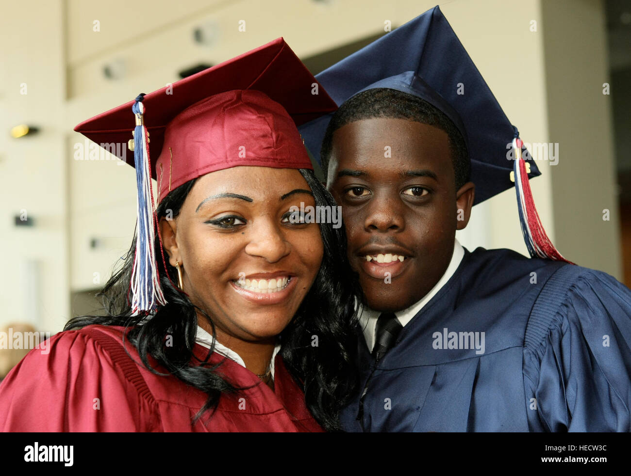 Florida, USA. 20th Dec, 2016. William T. Dwyer High School class of 2010 Graduation at the Palm Beach County Convention Center in West Palm Beach. (Allen Eyestone/The Palm Beach Post) SCR 2745 © Allen Eyestone/The Palm Beach Post/ZUMA Wire/Alamy Live News Stock Photo